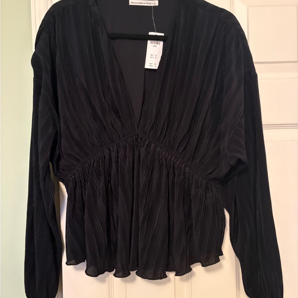 Abercrombie & Fitch Black V-Neck Blouse